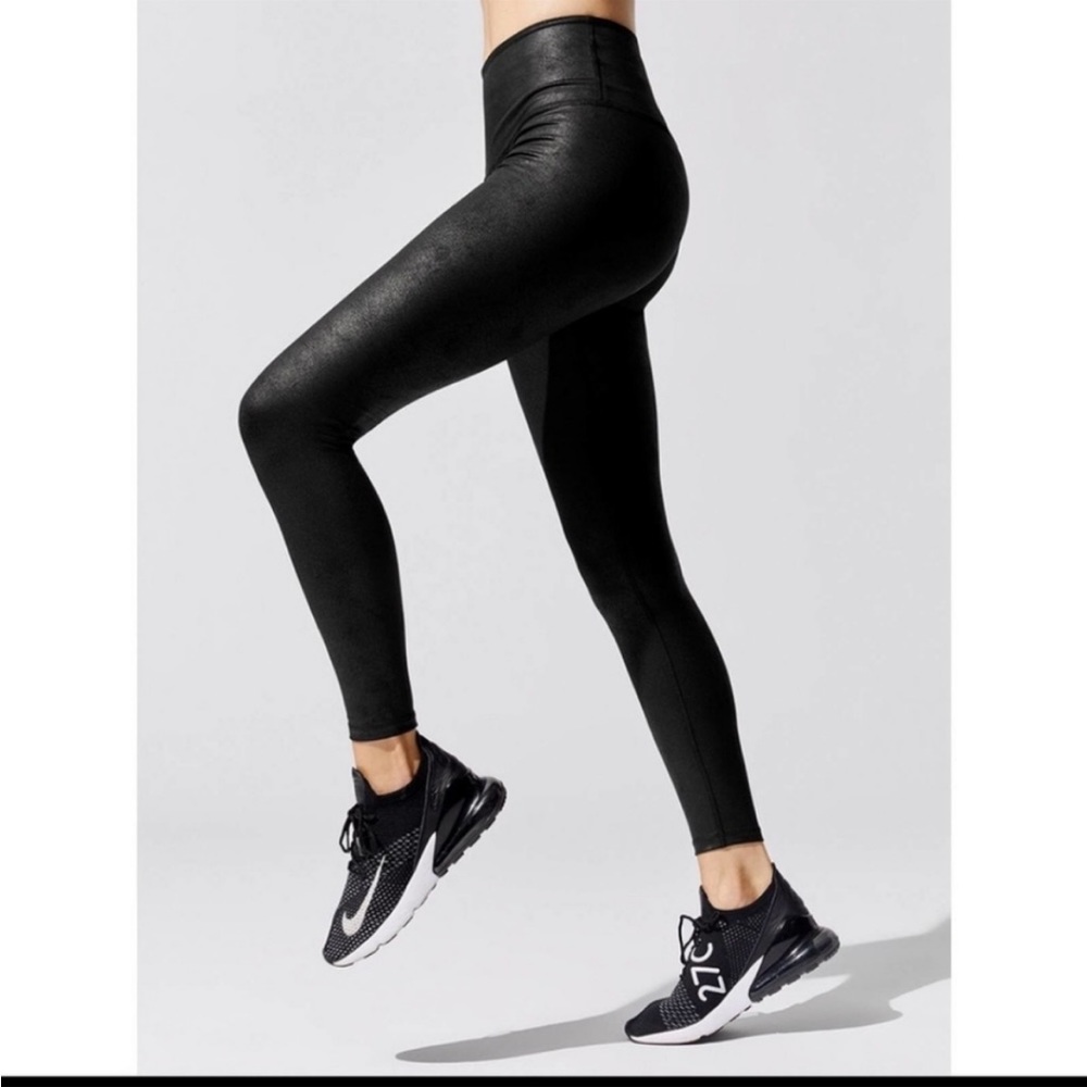Beyond Yoga Luxe Faux Leggings Size M
